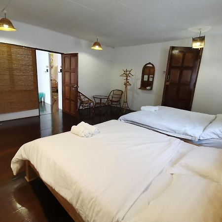 Appartement Mori Jonker à Malacca Extérieur photo