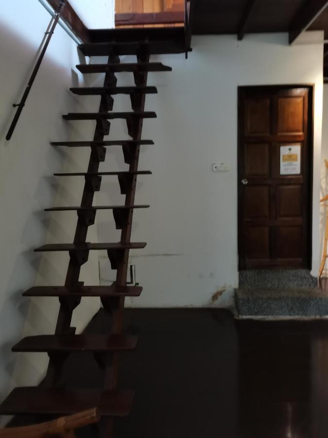 Appartement Mori Jonker à Malacca Extérieur photo